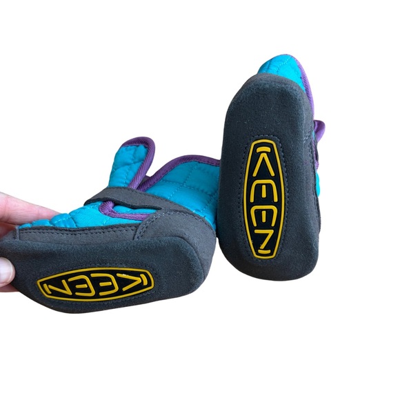 Keen Purple and Gray Quilted Baby Booties - Picture 3 of 5